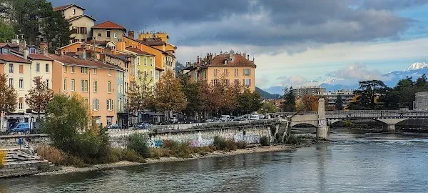 Grenoble cover