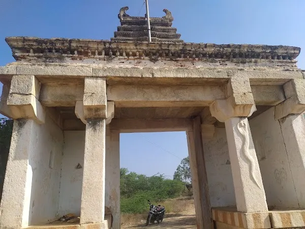 Ullal cover