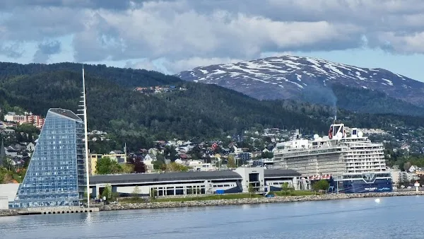 Møre og Romsdal cover