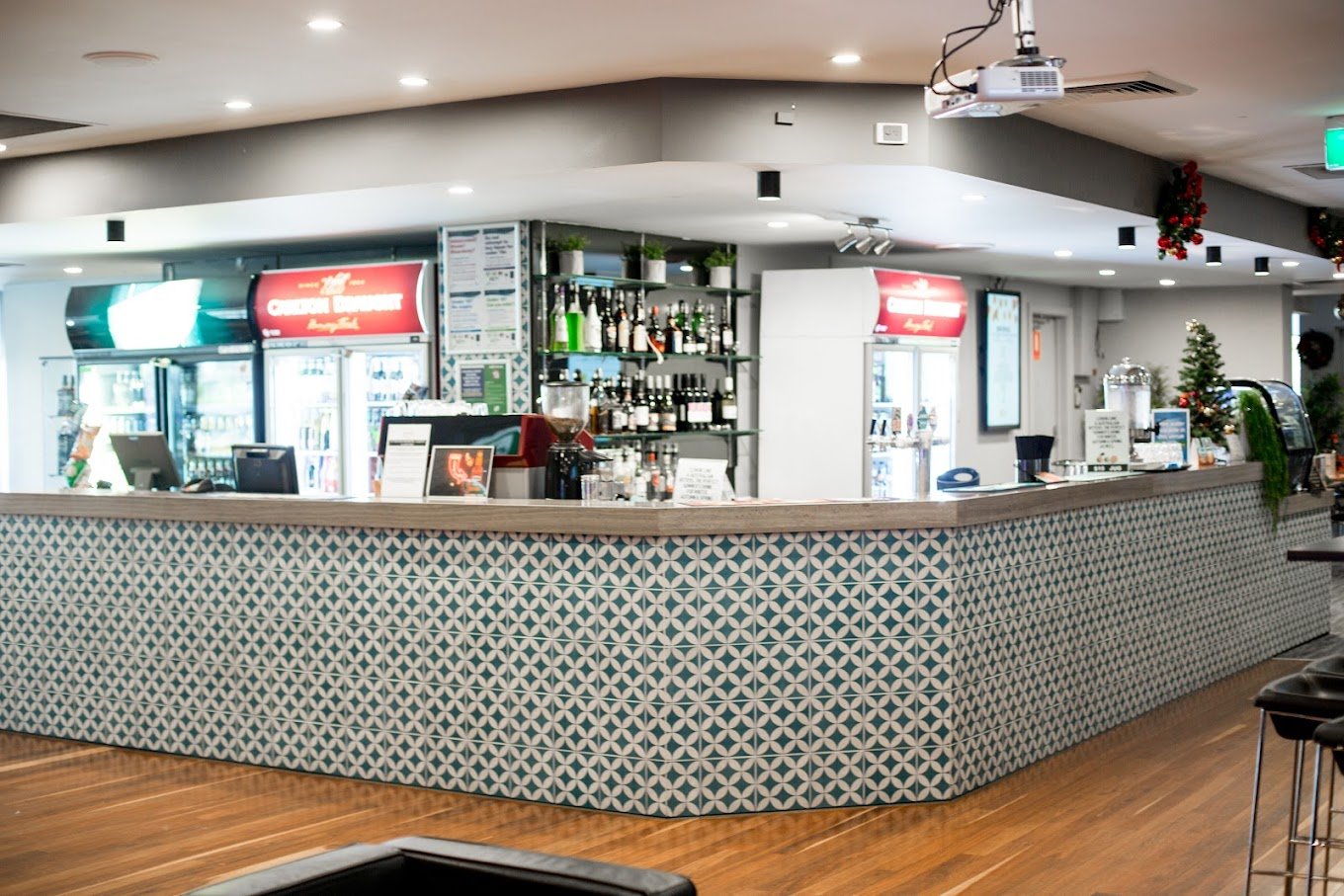 Leighoak Club - Image 2