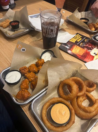Buffalo Wild Wings logo