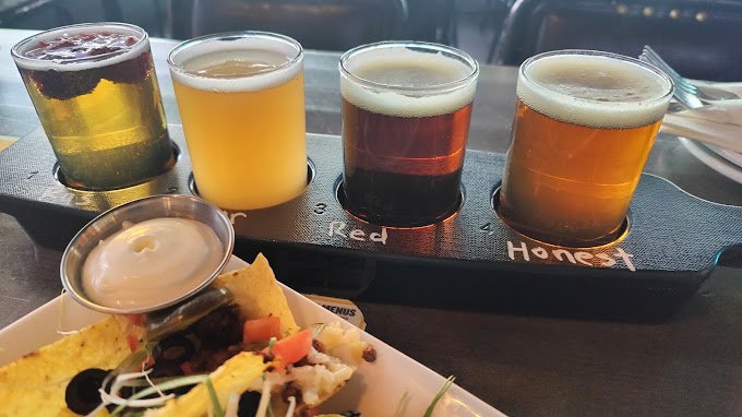 Brewsters Brewing Company and Restaurant - Unity Square - Image 2