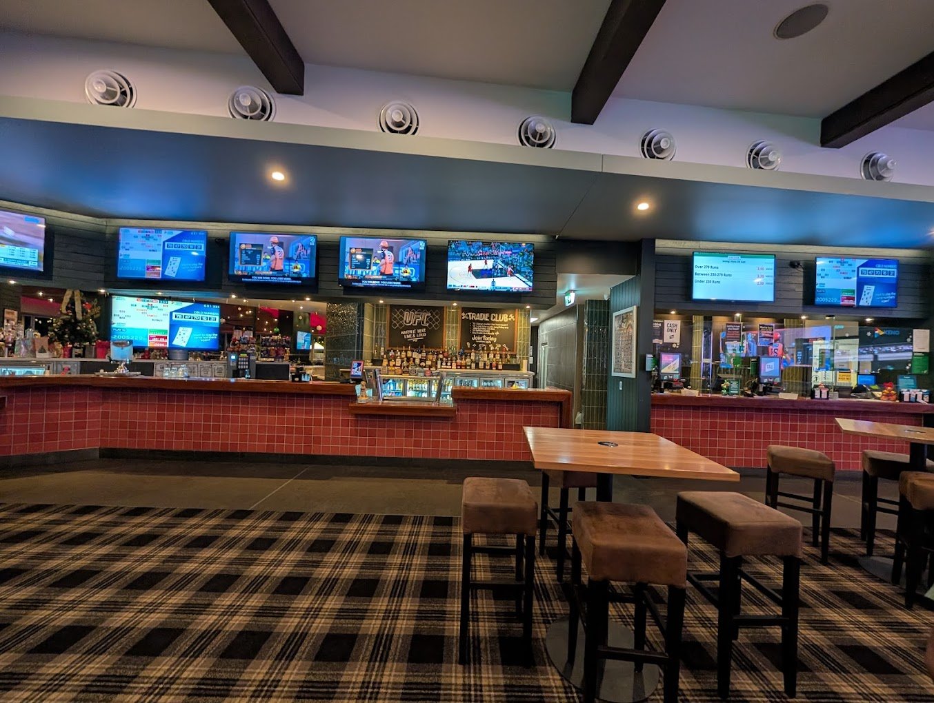 Springlake Hotel - Image 2