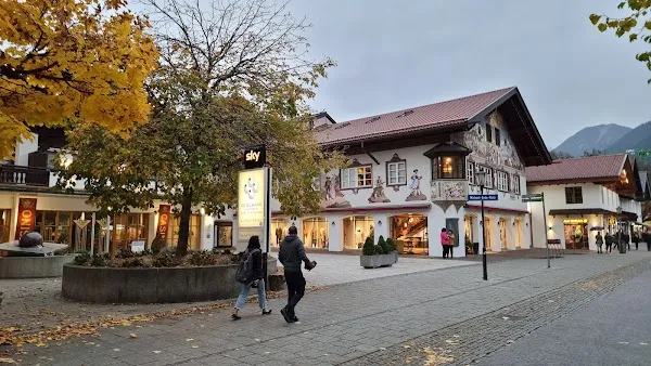 Garmisch-Partenkirchen cover