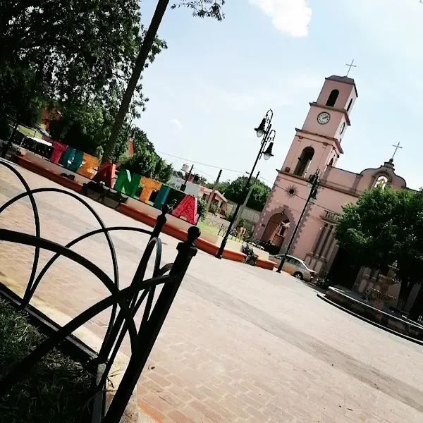 Tuzantla cover