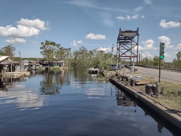 Houma cover