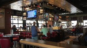 BJ's Restaurant & Brewhouse - Image 2