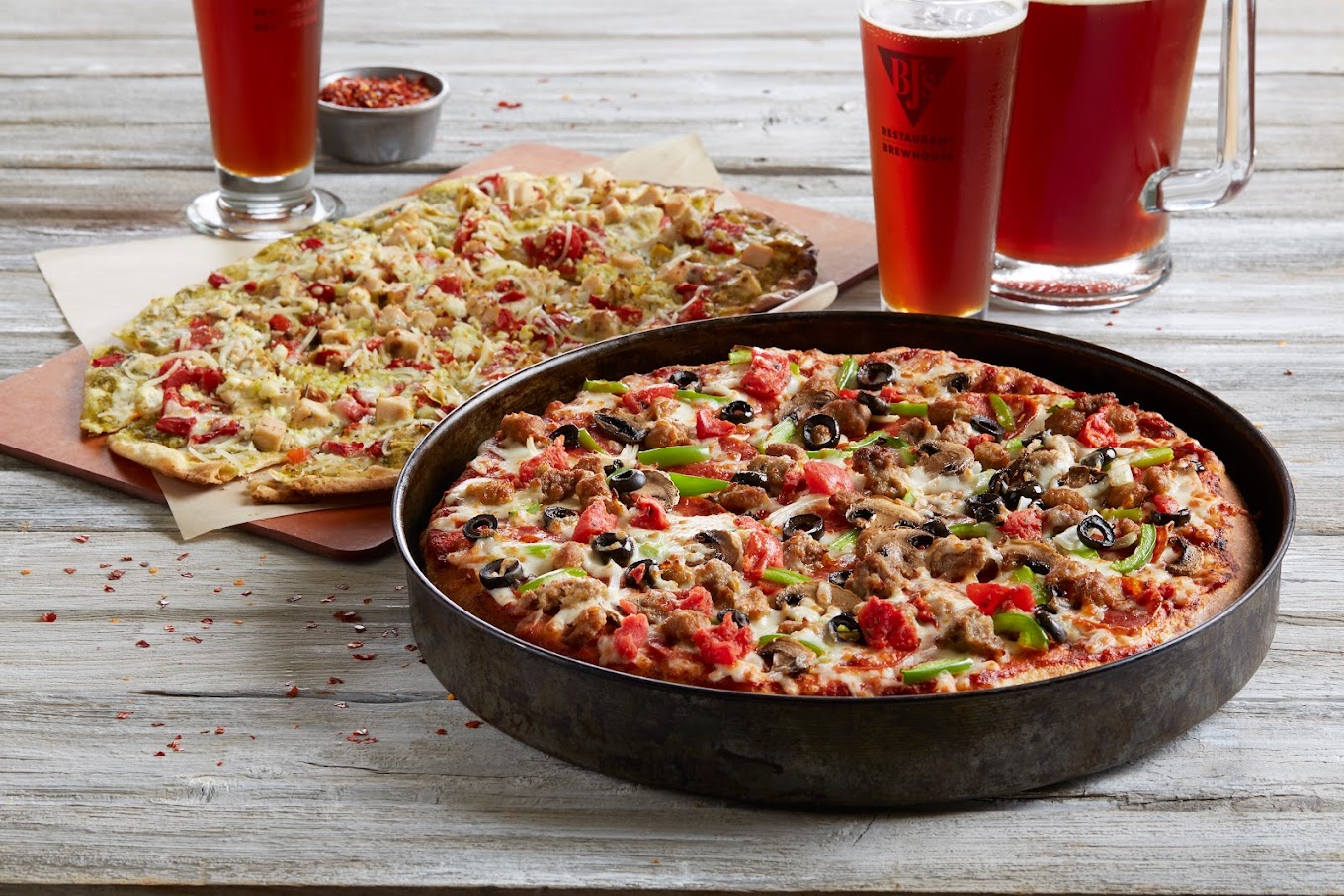BJ's Restaurant & Brewhouse - Image 2
