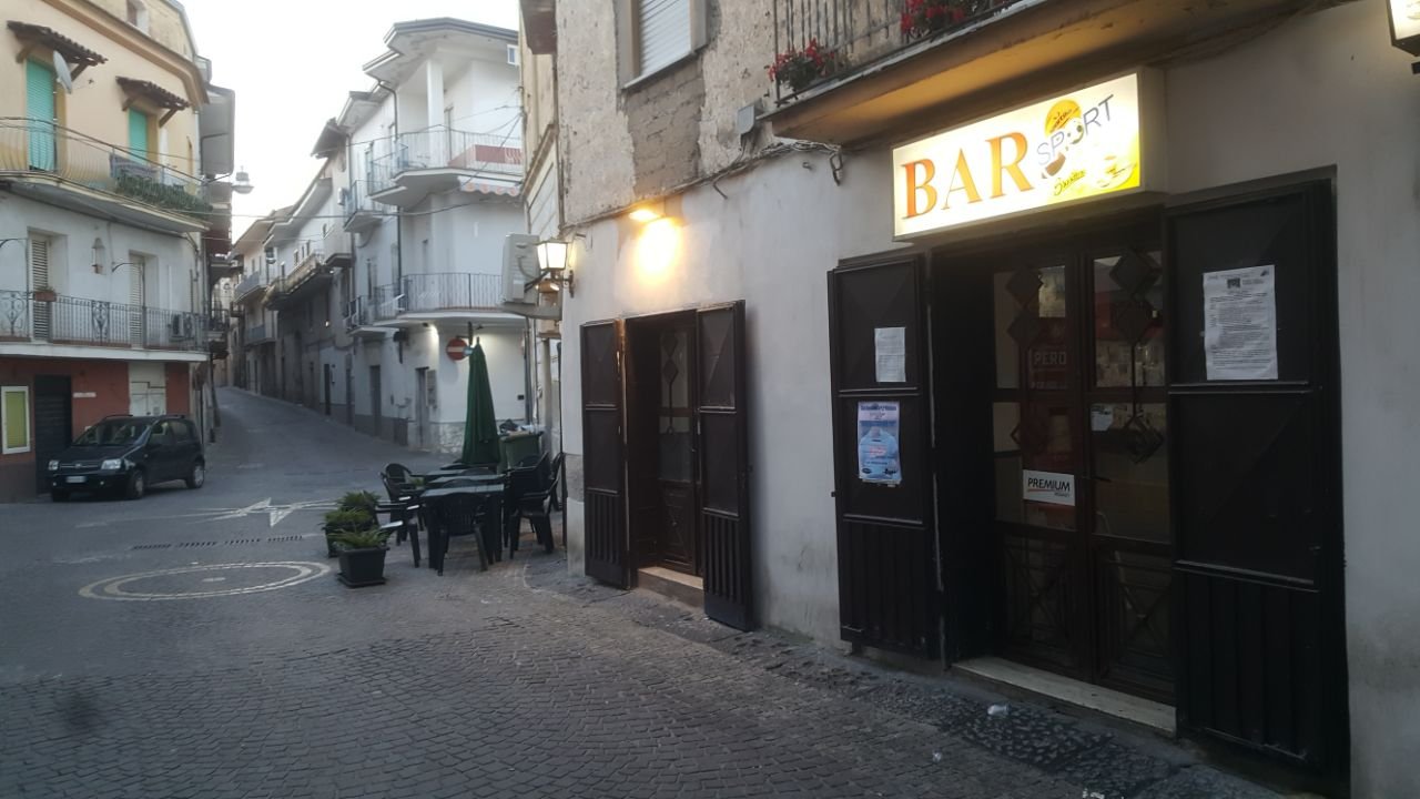Bar Sport - Image 2