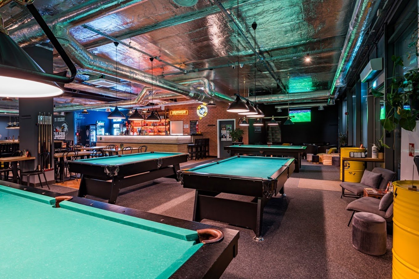 Adrenalin Sports Bar - Image 2