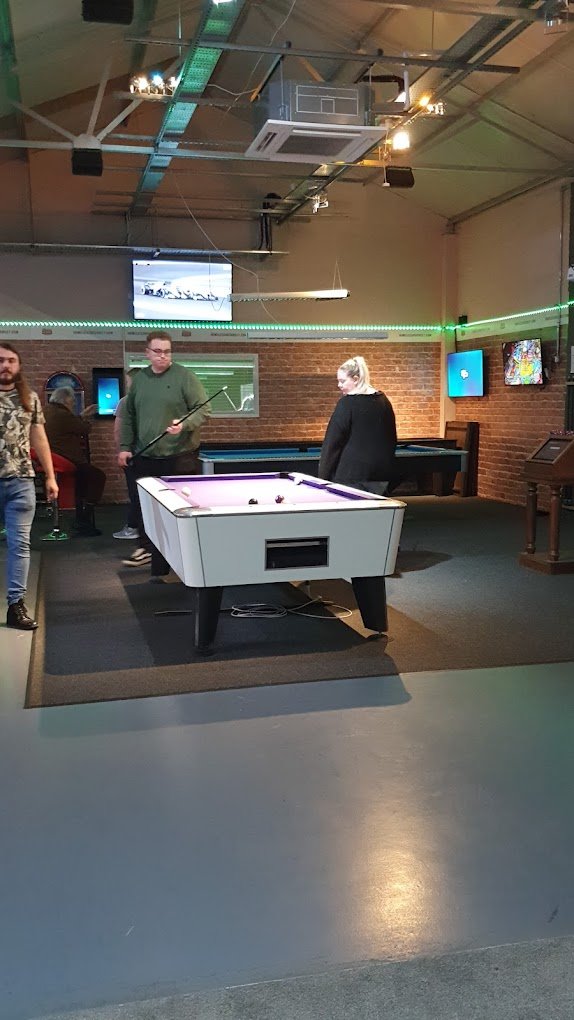 Reading Pool & Snooker Club - Image 3