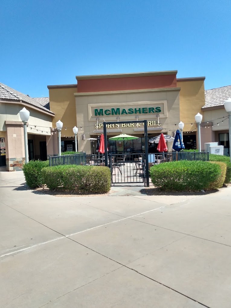 McMashers Sports Bar & Grill - Image 2