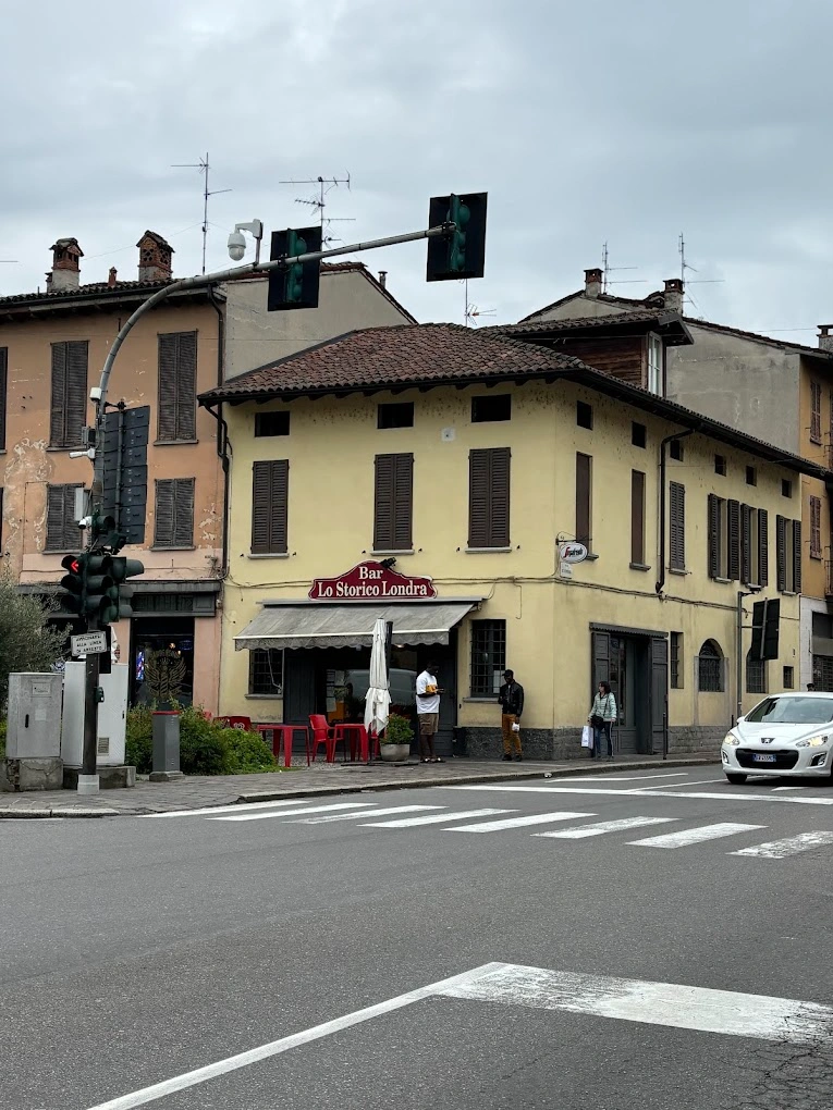 Bar "Lo storico londra"