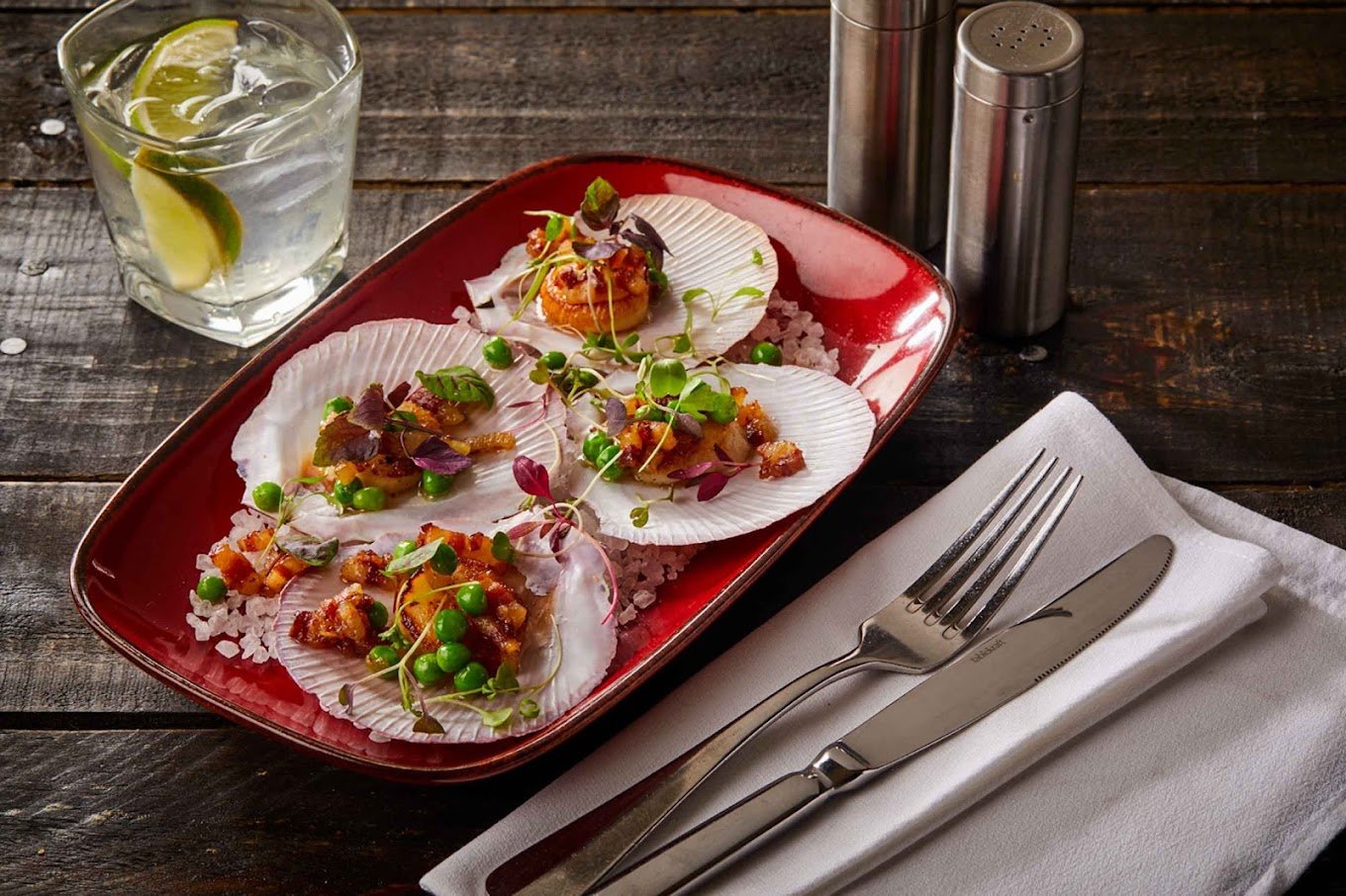 Mail Exchange Hotel - Image 2