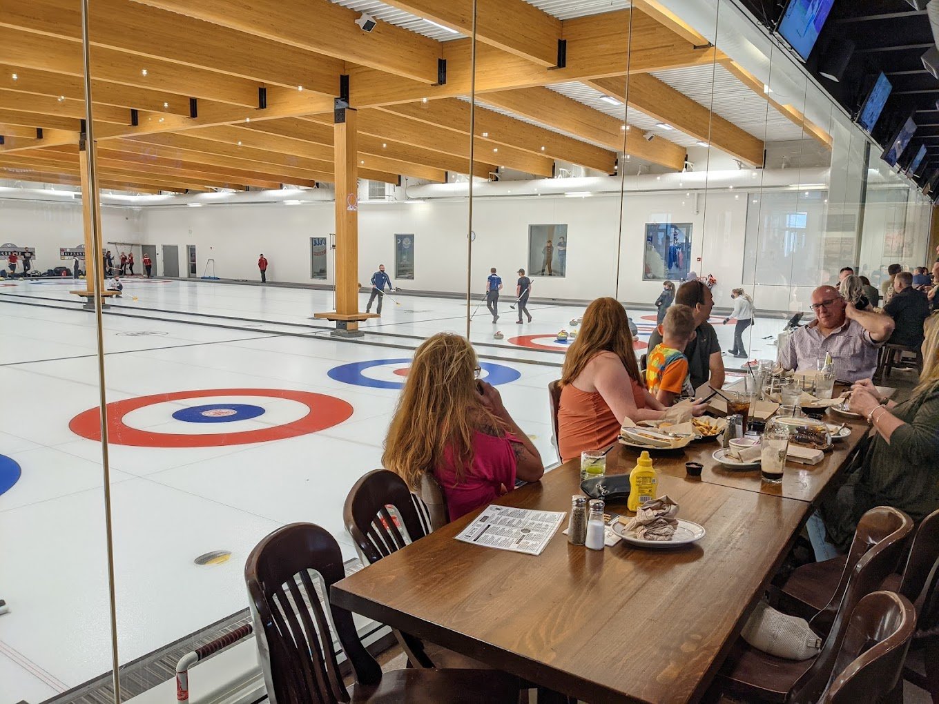 Crooked Pint Ale House - Image 2