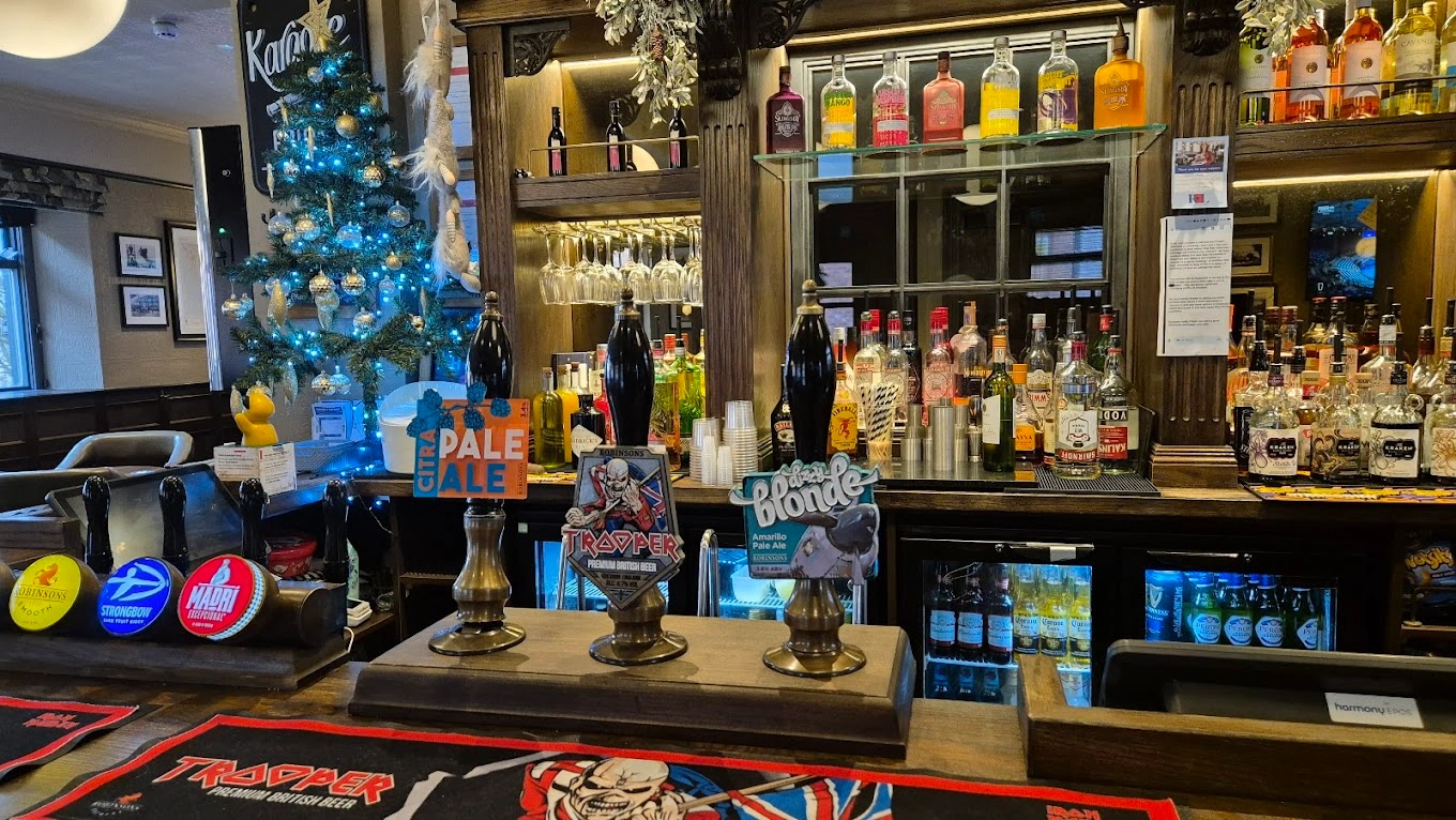 Robin Hood, Barrow - Image 2