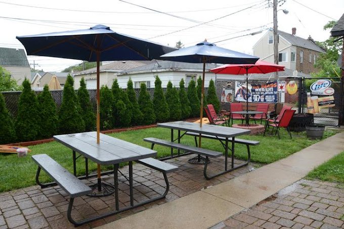 Victoria's 4900 - Image 2