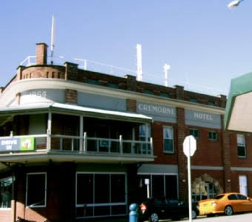 The Cremorne Hotel - Image 2