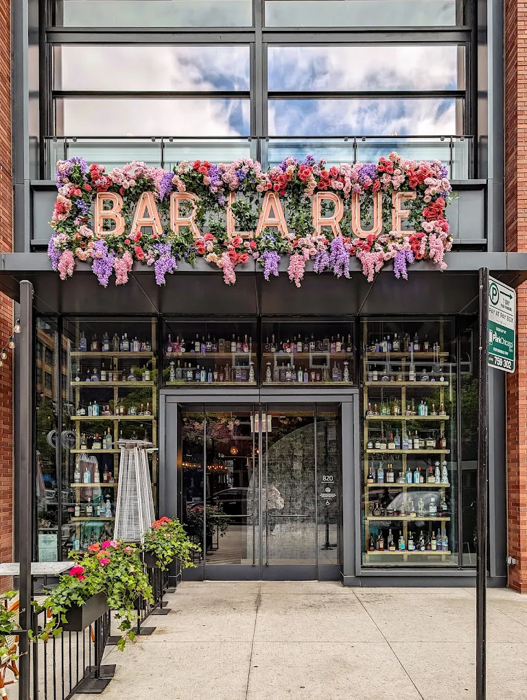Bar La Rue - Image 2