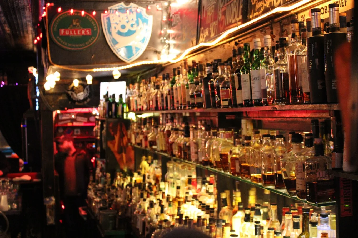 Delilah's - Image 2
