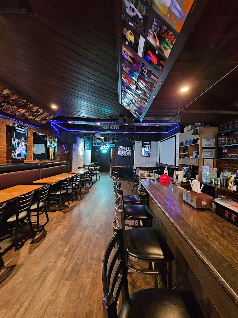 Keat’s Bar - Image 3