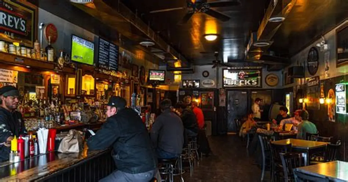 Mulligan's Pub logo