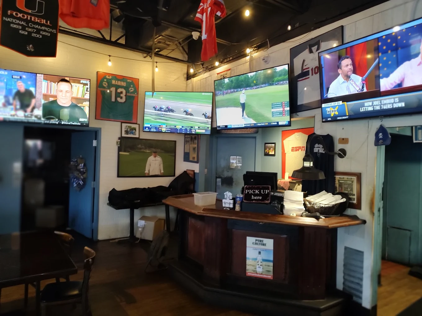 Thomas P's Sports Bar & Patio