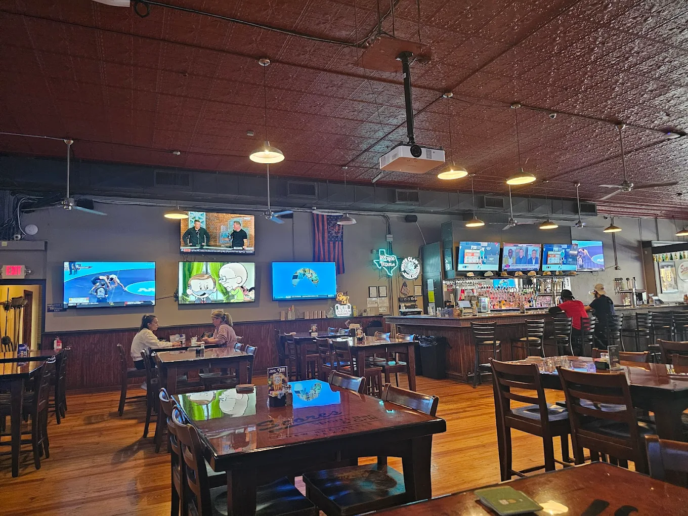 Scores Sports Bar and Grill
