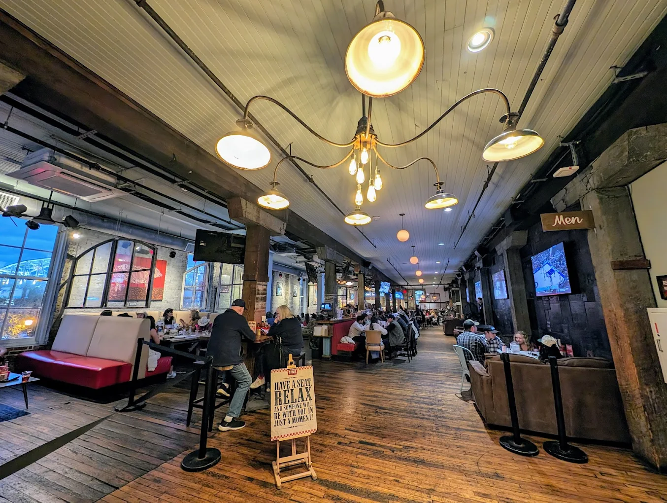 Acme Feed & Seed - Image 2