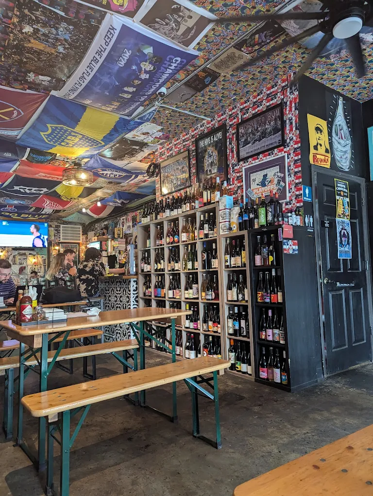 Salud Beer Shop logo