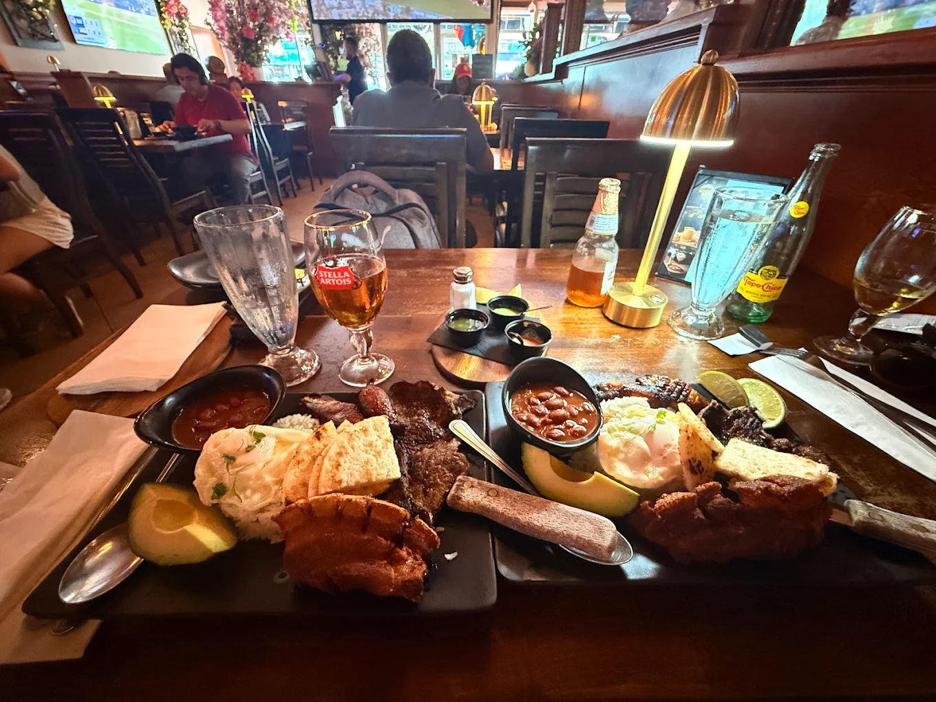 Barriles Restaurant and Sports Bar - Image 4