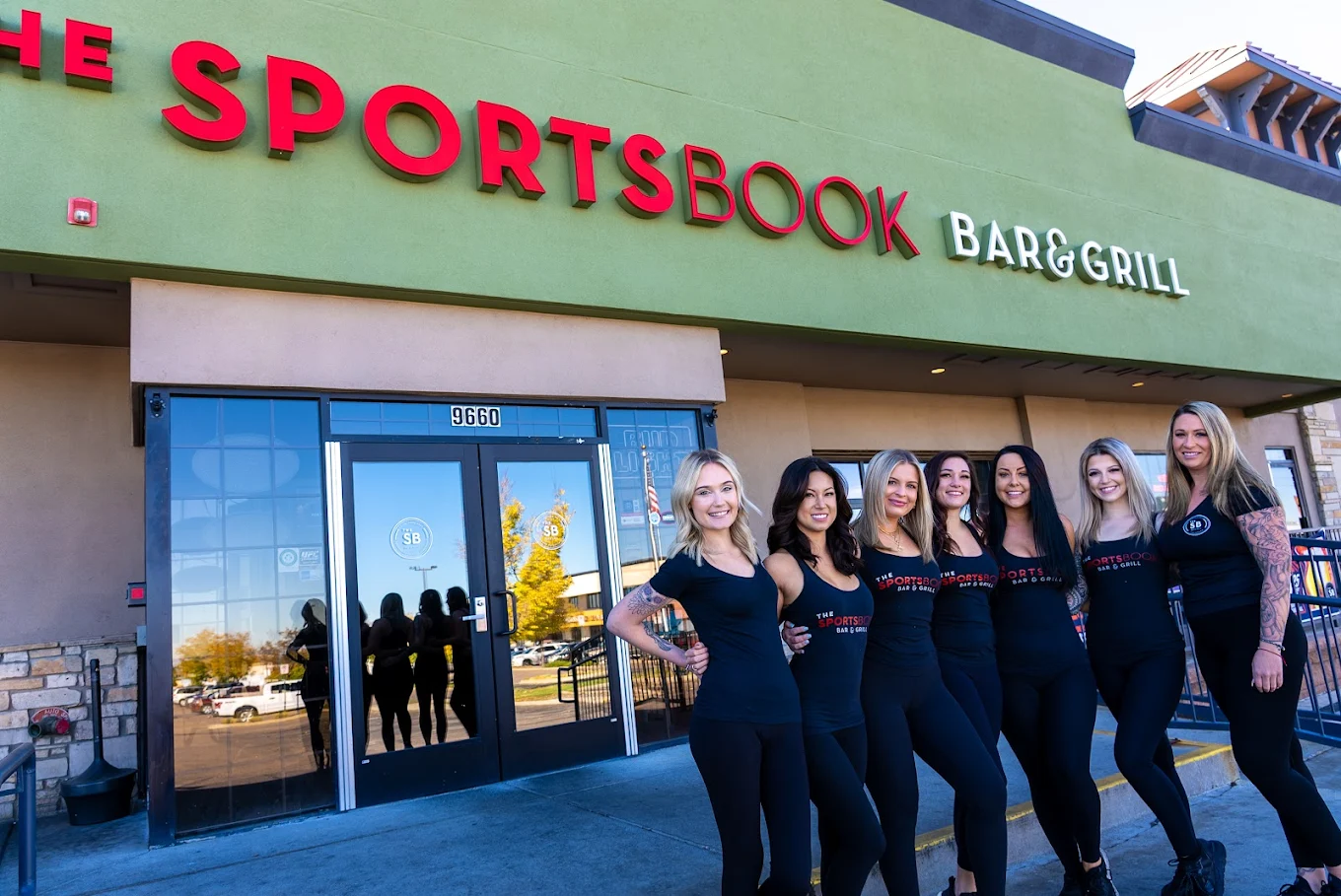The Sportsbook Bar & Grill - Image 4