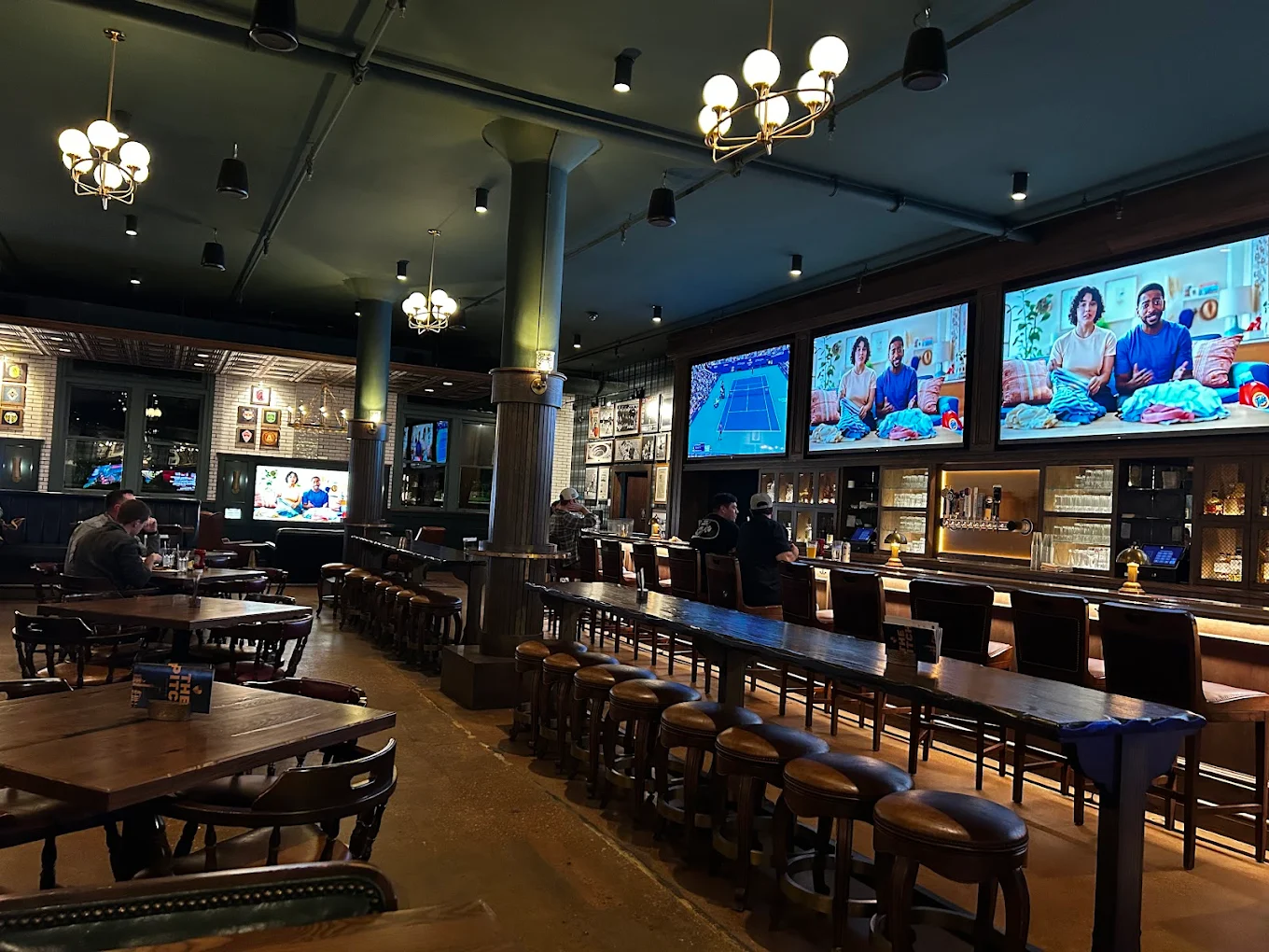 The Pitch Athletic Club & Tavern logo