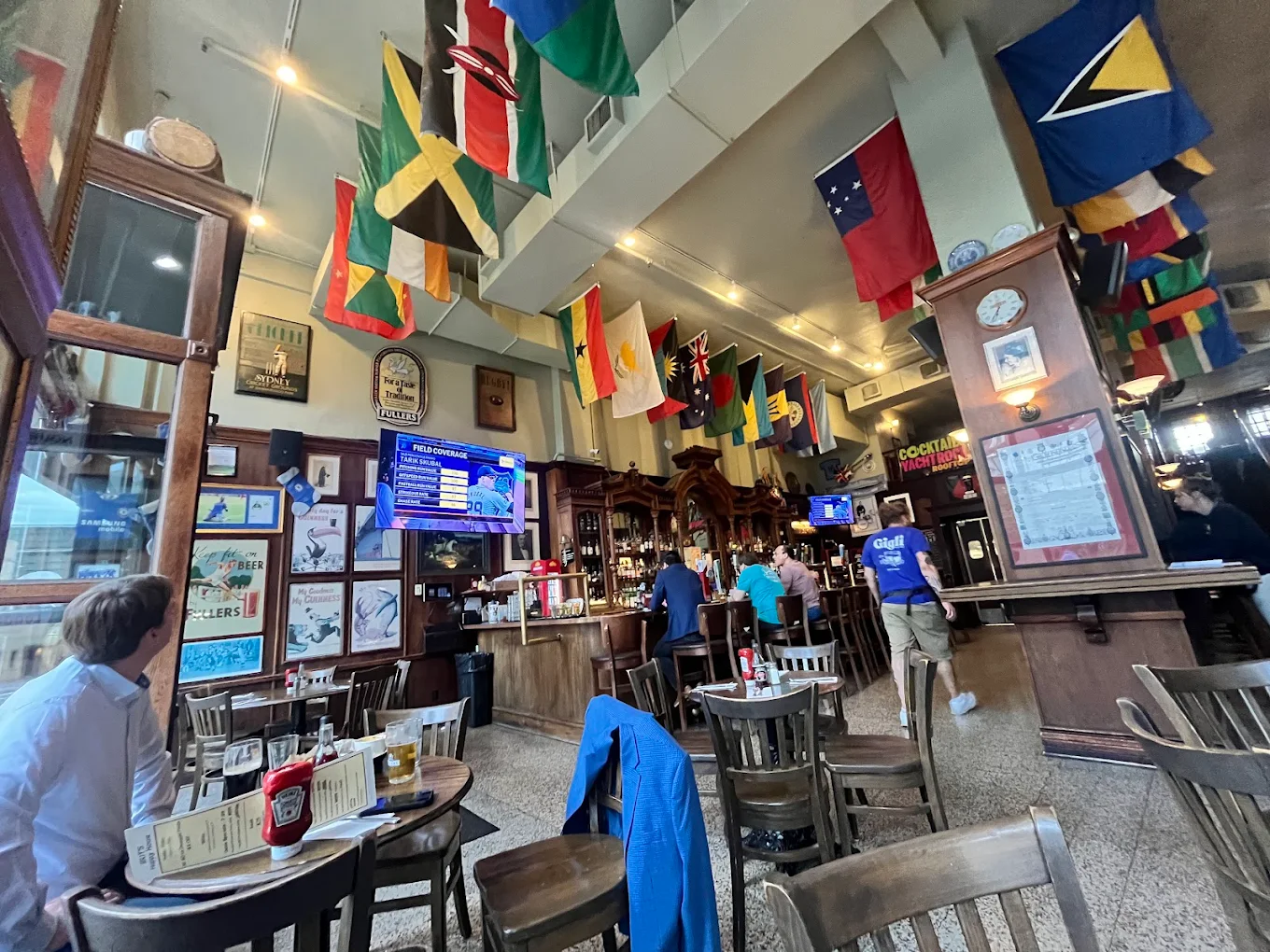 Brit's Pub logo