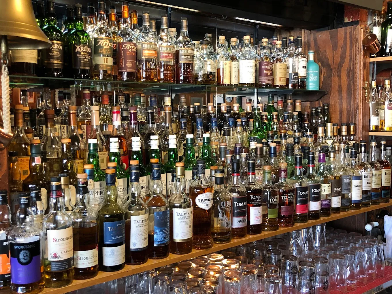 Merlins Rest Pub - Image 3