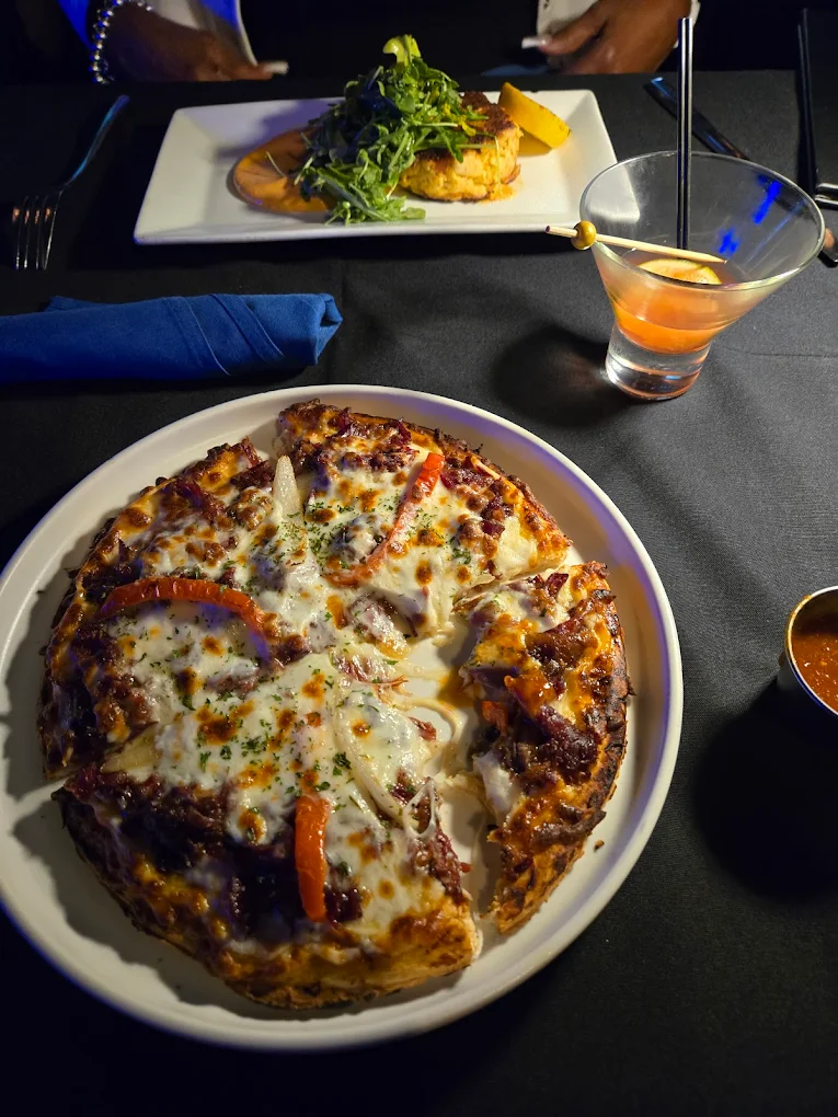 42 Bar and Grill - Image 4