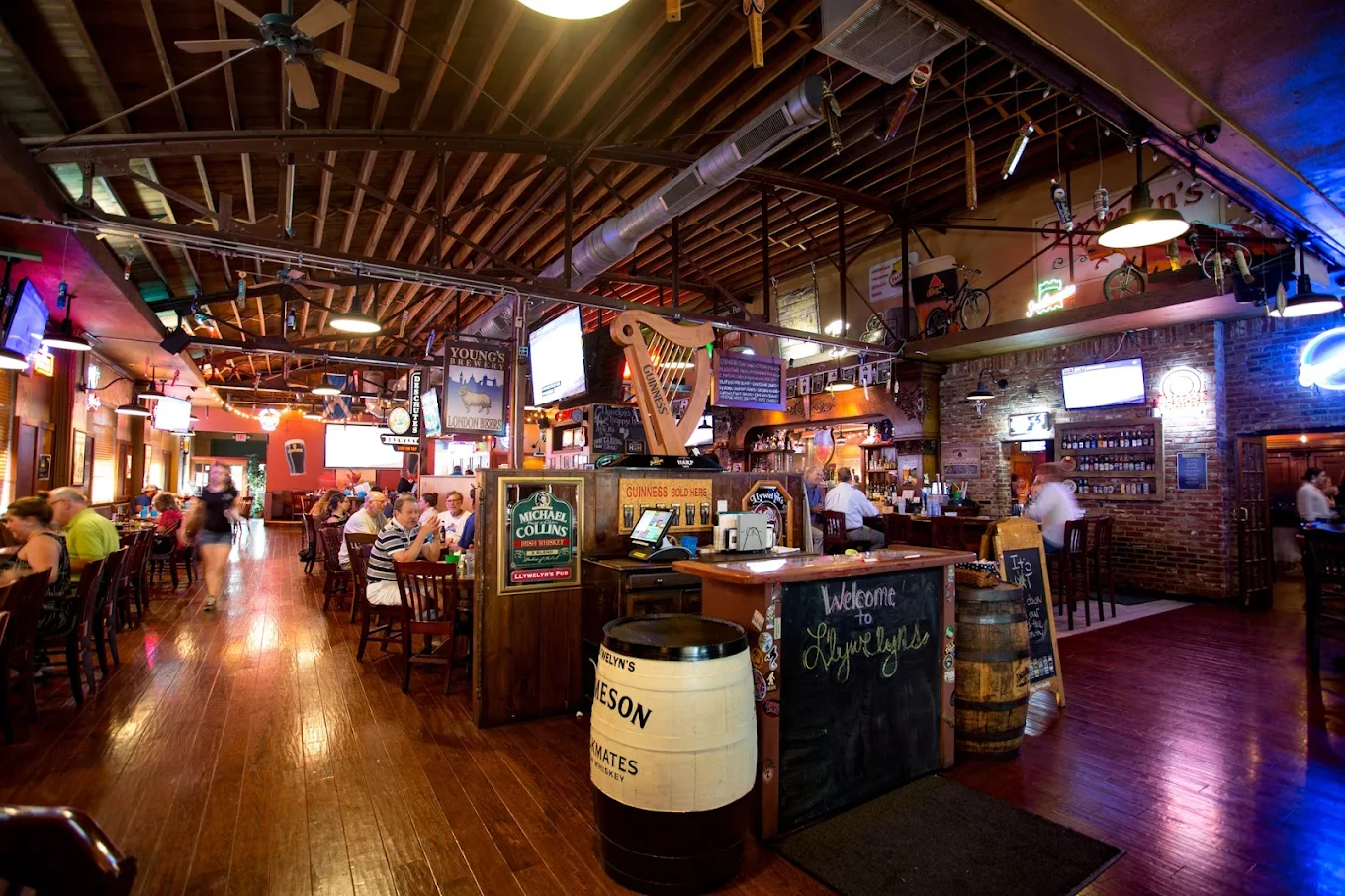 Llywelyn's Pub (Webster Groves)