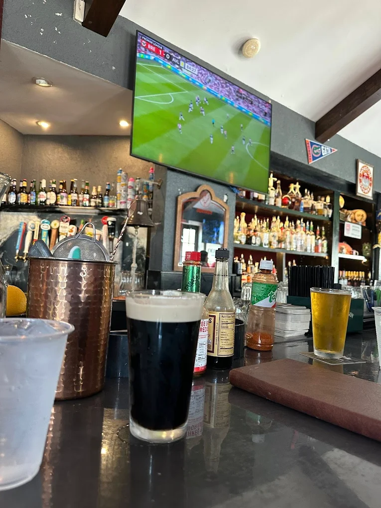Velvet Oak Tavern