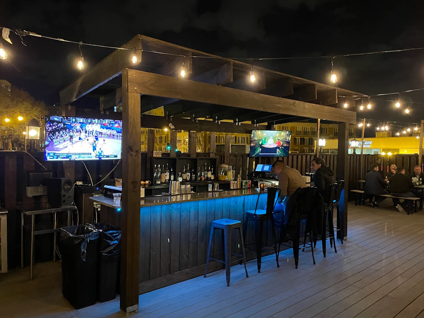 Parlay DC Sports Bar & Rooftop