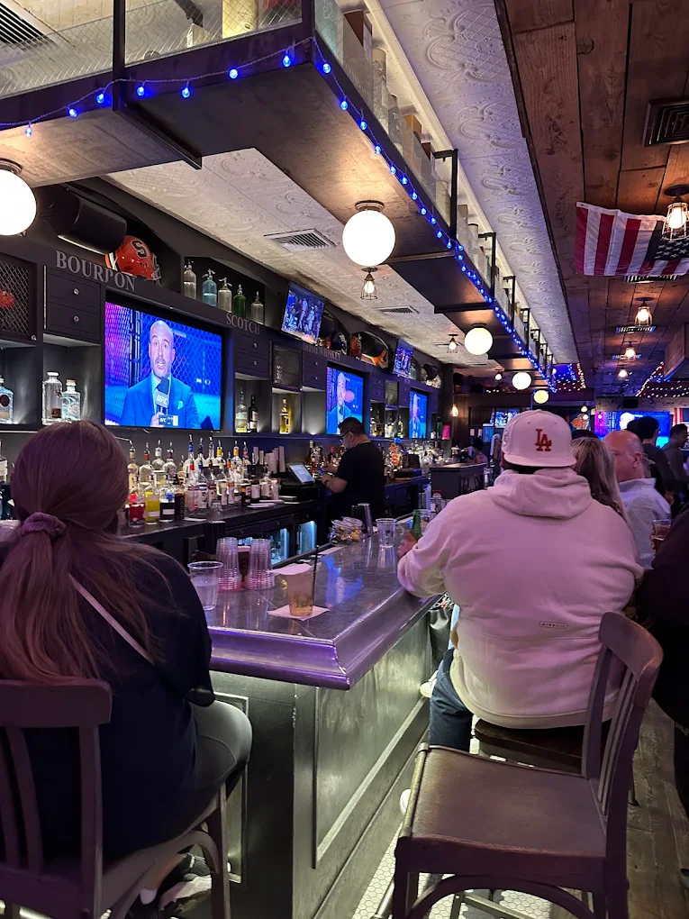 East End Bar & Grill logo