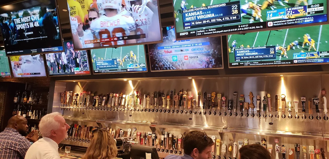 Dilworth Neighborhood Grille