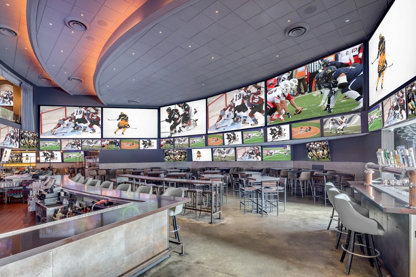 Tom's Watch Bar - Los Angeles  - Image 3