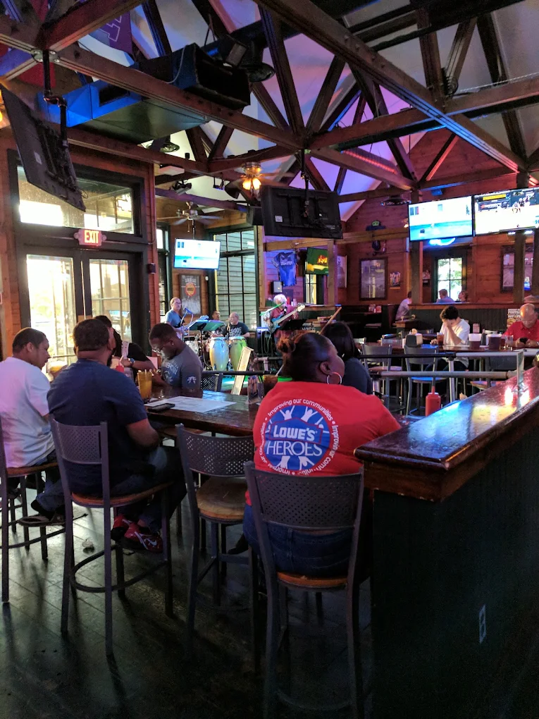 Christian's Tailgate Bar and Grill