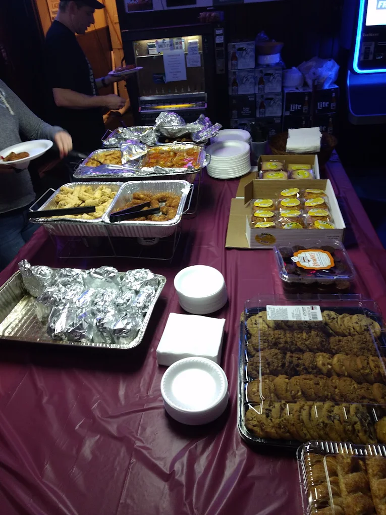 Frenchy's Sports Bar & Grill - Image 4