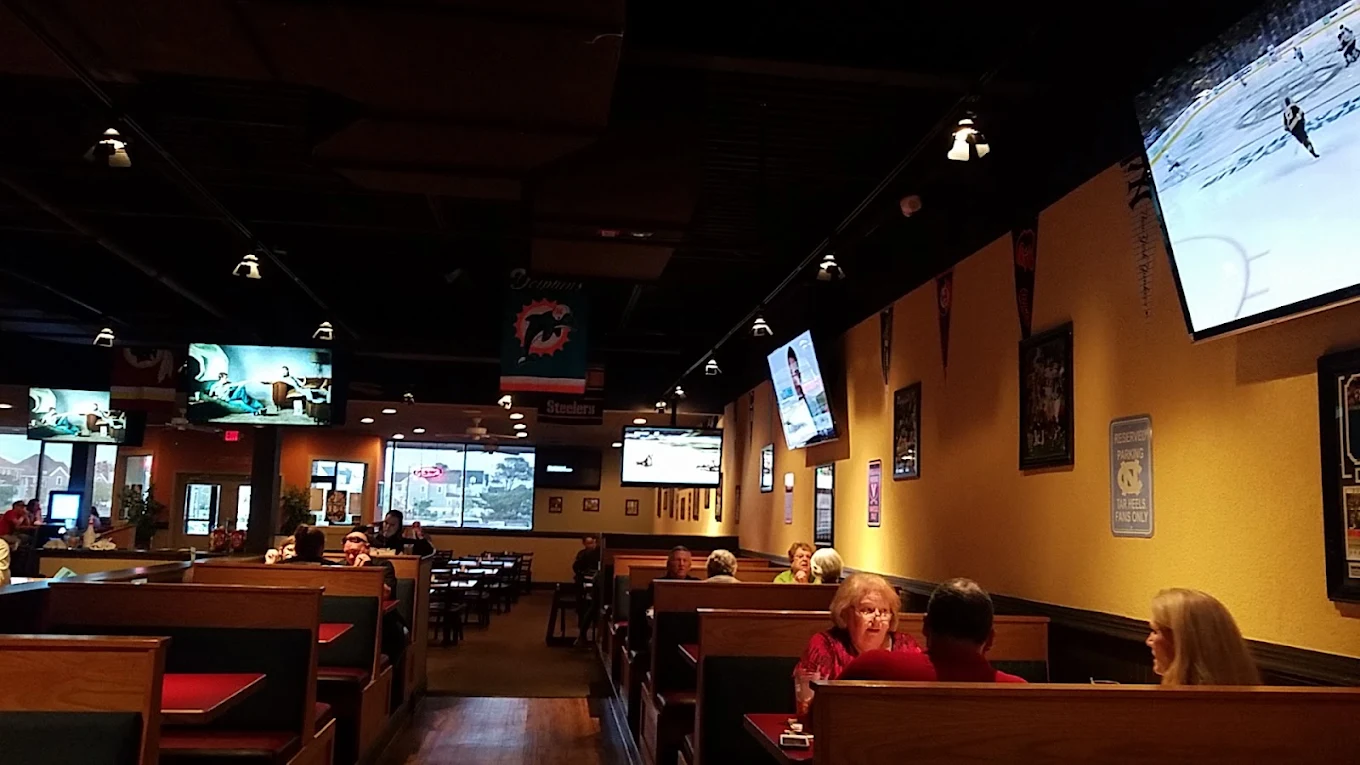 AJ Gator's Sports Bar and Grill