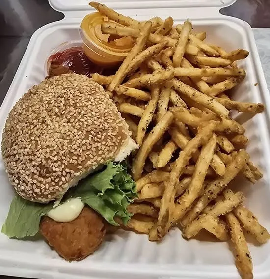 Rudi's Bar and Grill - Image 3