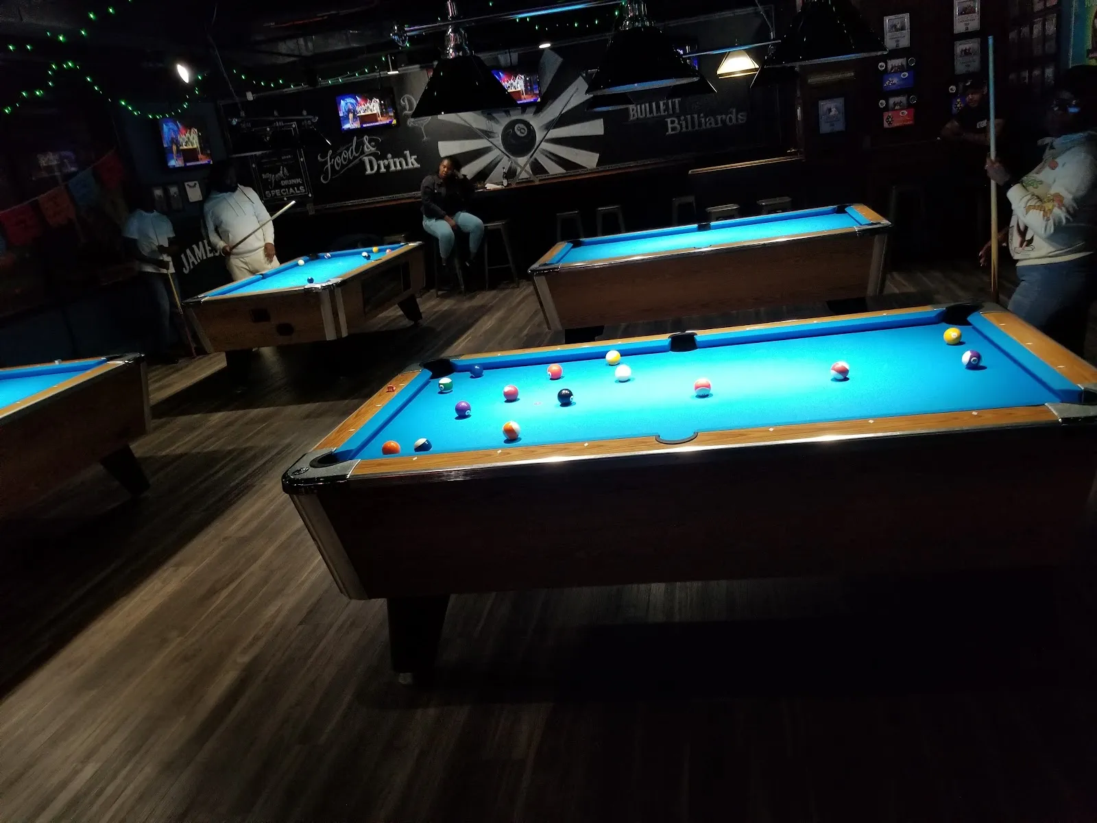 Nottingham's Tavern - Image 4