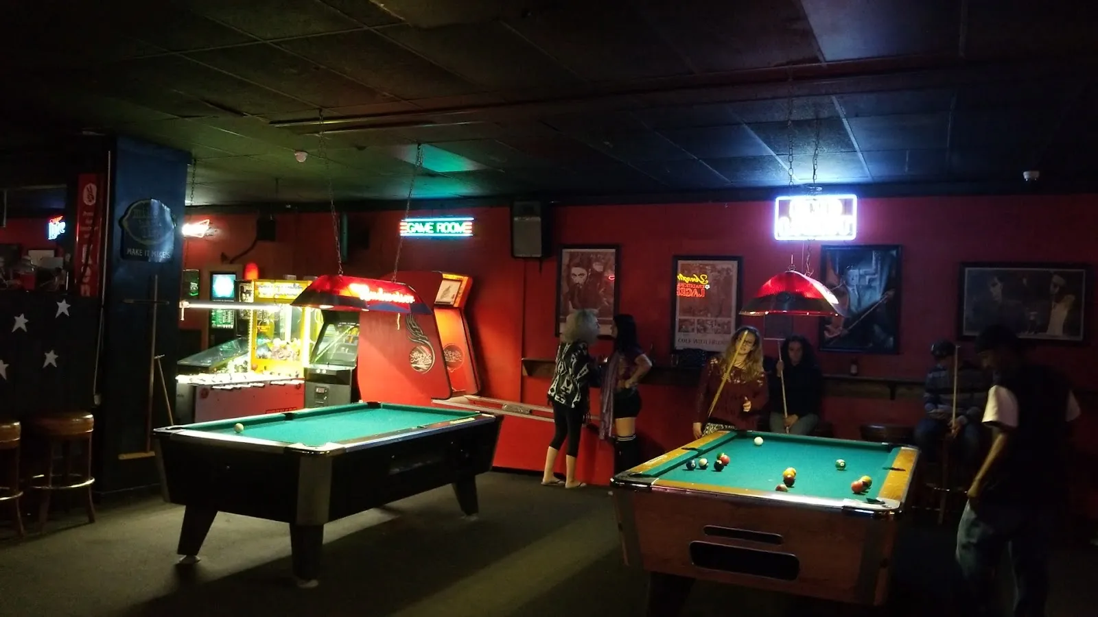 Chipper's Sports Bar & Grill - Image 3