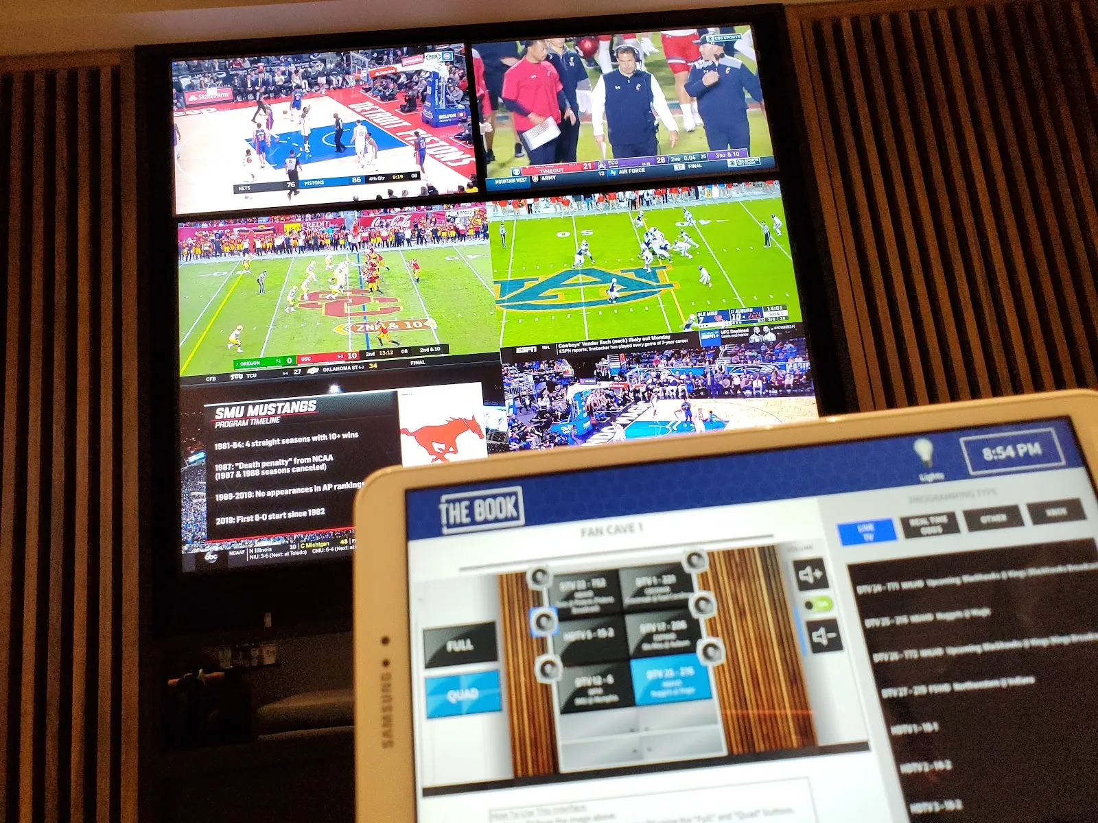 Caesars Sportsbook at Wild Wild West - Image 3