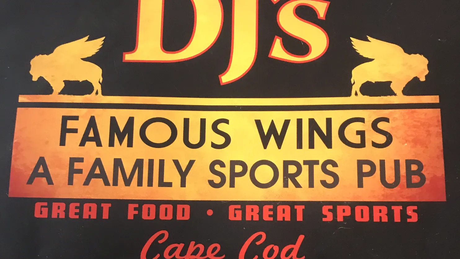 DJ's Family Sports Pub - Image 2